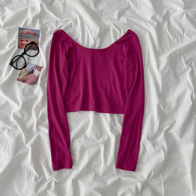 Γυναικεία μπλούζα με λαιμόκοψη και μακριά μανίκια