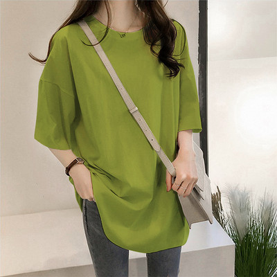 Γυναικείο μονόχρωμο μπλουζάκι - φαρδιά μοντέλο