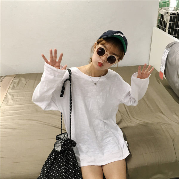 Ανοιξιάτικη βαμβακερή μπλούζα με O-neck