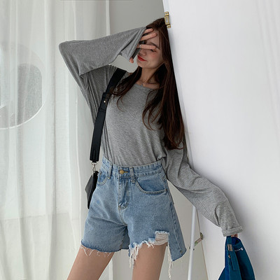 Φαρδιά μπλούζα με μακριά μανίκια για γυναίκες