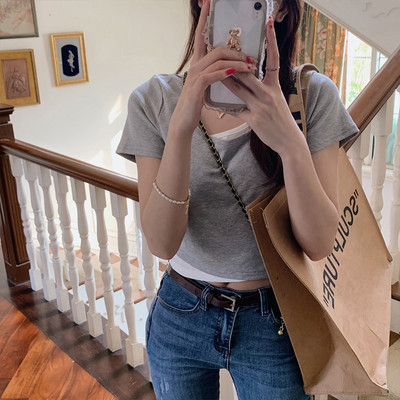 Ženska majica s okruglim izrezom i kratkim rukavima