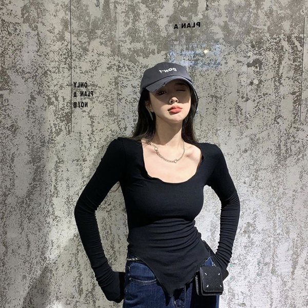 Ženska bluza četvrtastog izreza - u dvije boje