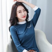 Γυναικεία casual μπλούζα με οβάλ λαιμόκοψη με επιγραφή