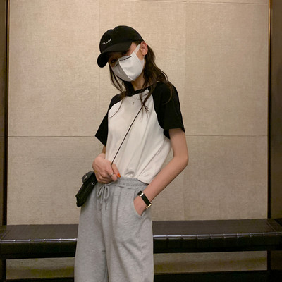 Casual βαμβακερό μπλουζάκι με κοντά μανίκια για γυναίκες