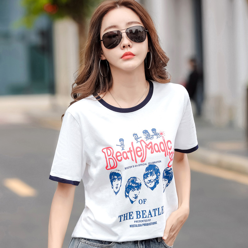 Ženska moderna majica s printom u boji i aplikacijom