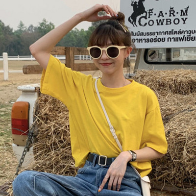 Καλοκαιρινό χαλαρό μπλουζάκι με 3/4 μανίκια και οβάλ ντεκολτέ