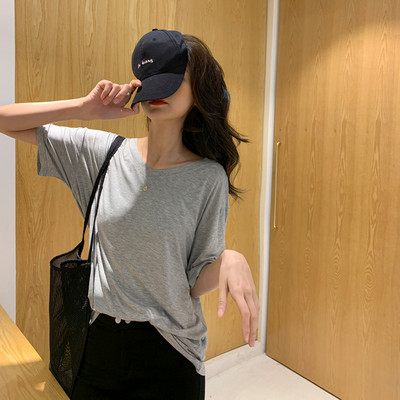 Βαμβακερό μπλουζάκι με 3/4 μανίκια για γυναίκες δύο μοντέλα