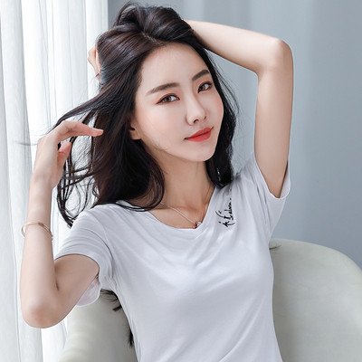 Γυναικεία μπλούζα με κέντημα