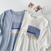 Ženska majica s aplikacijama i kratkim rukavima