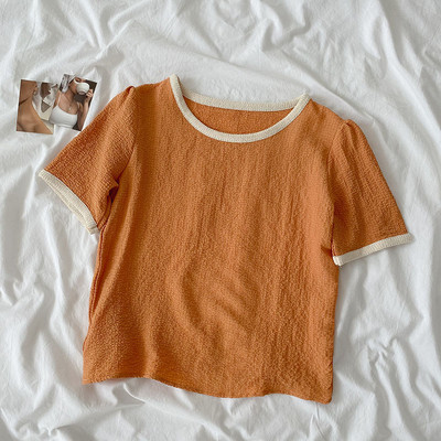 Γυναικεία μοντέρνα μπλούζα με κοντά μανίκια και στρογγυλή λαιμόκοψη