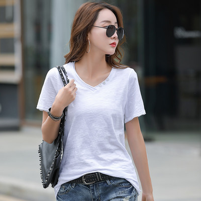 Novi model ženske majice s dugmadima i špic izrezom