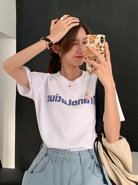 Moteriški laisvalaikio marškinėliai balti su užrašu ir 3/4 rankovėmis