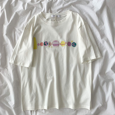 Γυναικείο μπλουζάκι με κέντημα και στρογγυλή λαιμόκοψη