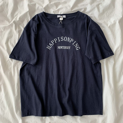 Γυναικείο μπλουζάκι με απλικέ και κοντό μανίκι