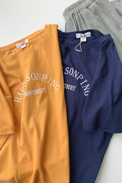 Γυναικείο μπλουζάκι με απλικέ και κοντό μανίκι