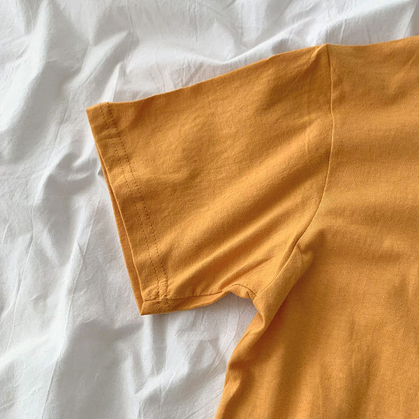 Γυναικείο μπλουζάκι με απλικέ και κοντό μανίκι