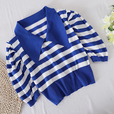 Ριγέ γυναικεία μπλούζα με κοντά μανίκια