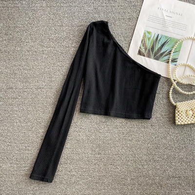 Γυναικεία κοντή μπλούζα με ένα μανίκι σε διάφορα χρώματα