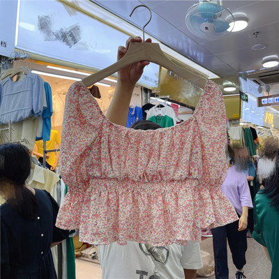 Μοντέρνα γυναικεία μπλούζα με λαιμόκοψη και μανίκια λωτού σε διάφορα χρώματα