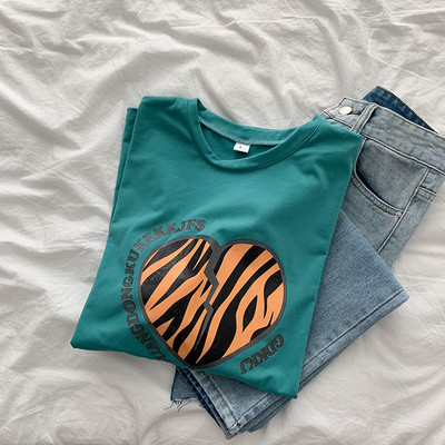 Casual φαρδύ μπλουζάκι με εκτύπωση σε δύο χρώματα