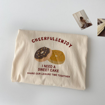 Γυναικείο casual μπλουζάκι με απλικέ και κοντά μανίκια