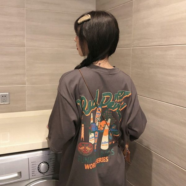 Ženska majica s 3/4 rukavima i printom u boji na leđima