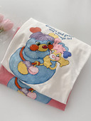 Moteriški marškinėliai su spalvotomis aplikacijomis ir trumpomis rankovėmis