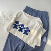 Γυναικείο casual μπλουζάκι με διακόσμηση αρκουδάκι - λευκό χρώμα