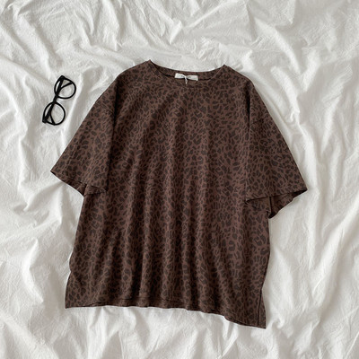 Γυναικείο casual μπλουζάκι με μοτίβο λεοπάρ