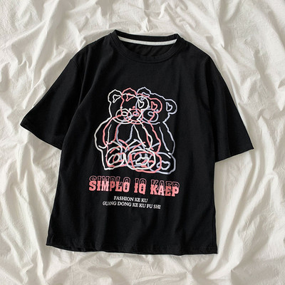 Γυναικείο μπλουζάκι με απλικέ αρκουδάκι και οβάλ λαιμόκοψη