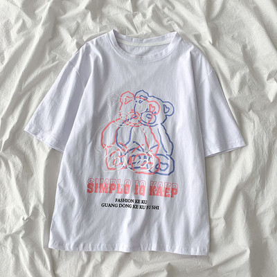 Γυναικείο μπλουζάκι με απλικέ αρκουδάκι και οβάλ λαιμόκοψη