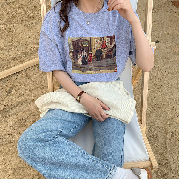 Moderna ljetna majica s printom u boji