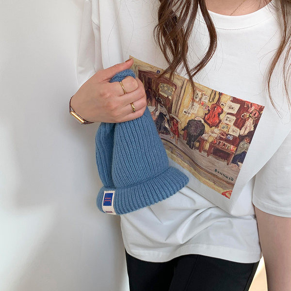 Moderna ljetna majica s printom u boji