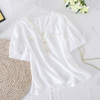 Γυναικεία μοντέρνα μπλούζα με λαιμόκοψη και κουμπιά