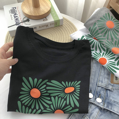 Ženska majica kratkih rukava sa printom u tri boje