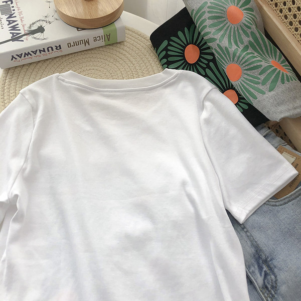 Ženska majica kratkih rukava sa printom u tri boje