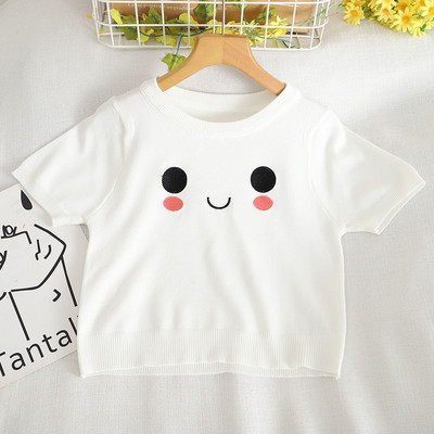 Νέο μοντέλο γυναικείο μπλουζάκι με κοντά μανίκια και απλικέ