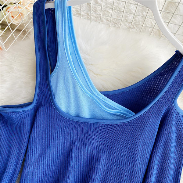 Novi model ženske kratke bluze golih ramena