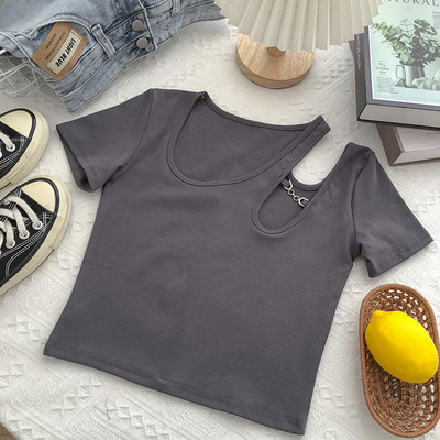 Jednobojna ženska majica s okruglim izrezom i kratkim rukavima