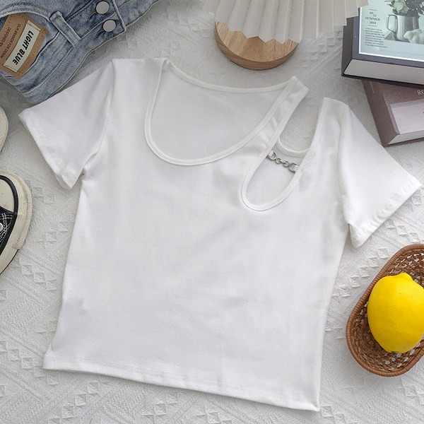 Jednobojna ženska majica s okruglim izrezom i kratkim rukavima