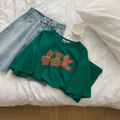 Casual γυναικείο μπλουζάκι με απλικέ αρκουδάκι και κοντά μανίκια