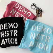 Γυναικείο μπλουζάκι με επιγραφή και κοντά μανίκια