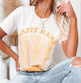 Дамска тениска в бял цвят с цветна апликация 