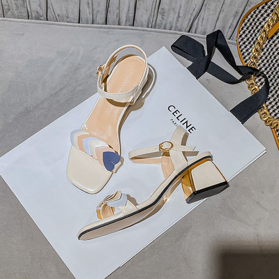 Γυναικεία έκο δερμάτινα σανδάλια με χοντρό τακούνι