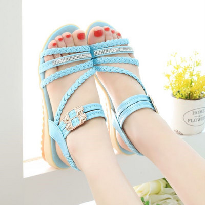 Νέο μοντέλο γυναικεία σανδάλια κατασκευασμένα από faux δέρμα διάφορα μοντέλα