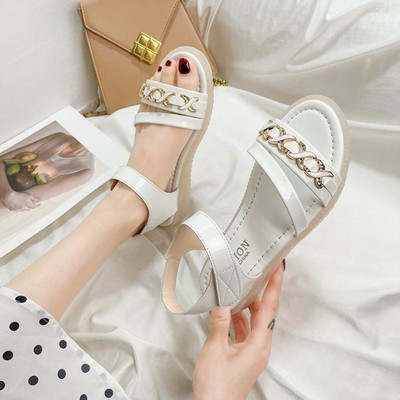 Νέο μοντέλο γυναικεία σανδάλια κατασκευασμένα από faux δέρμα διάφορα μοντέλα