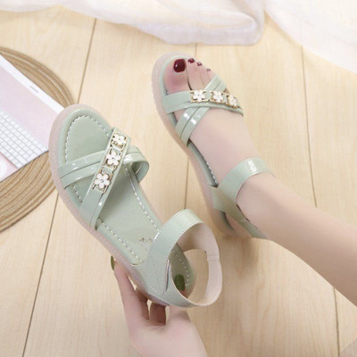 Νέο μοντέλο γυναικεία σανδάλια κατασκευασμένα από faux δέρμα διάφορα μοντέλα