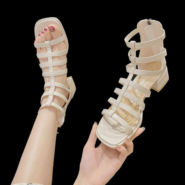 Novi model ženskih sandala sa remenčićima od umjetne kože i patentnim zatvaračem