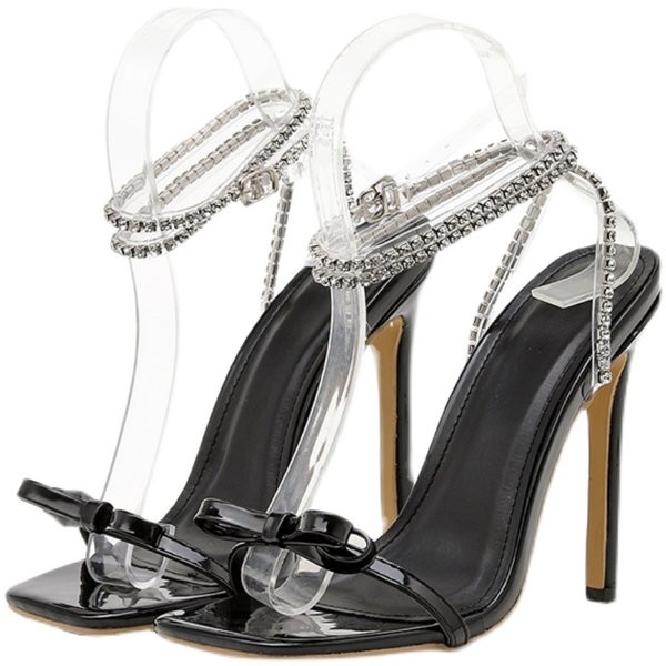 Elegantne ženske sandale na visoku petu s ukrasom - metalni elementi i traka