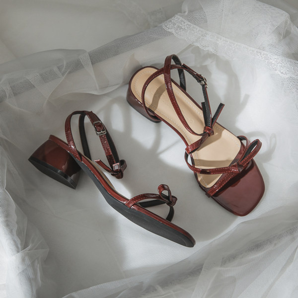 Casual ženske sandale sa remenčićima od eko kože - dvije boje